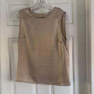 Kasper Elegant Champagne Sleeveless Blouse